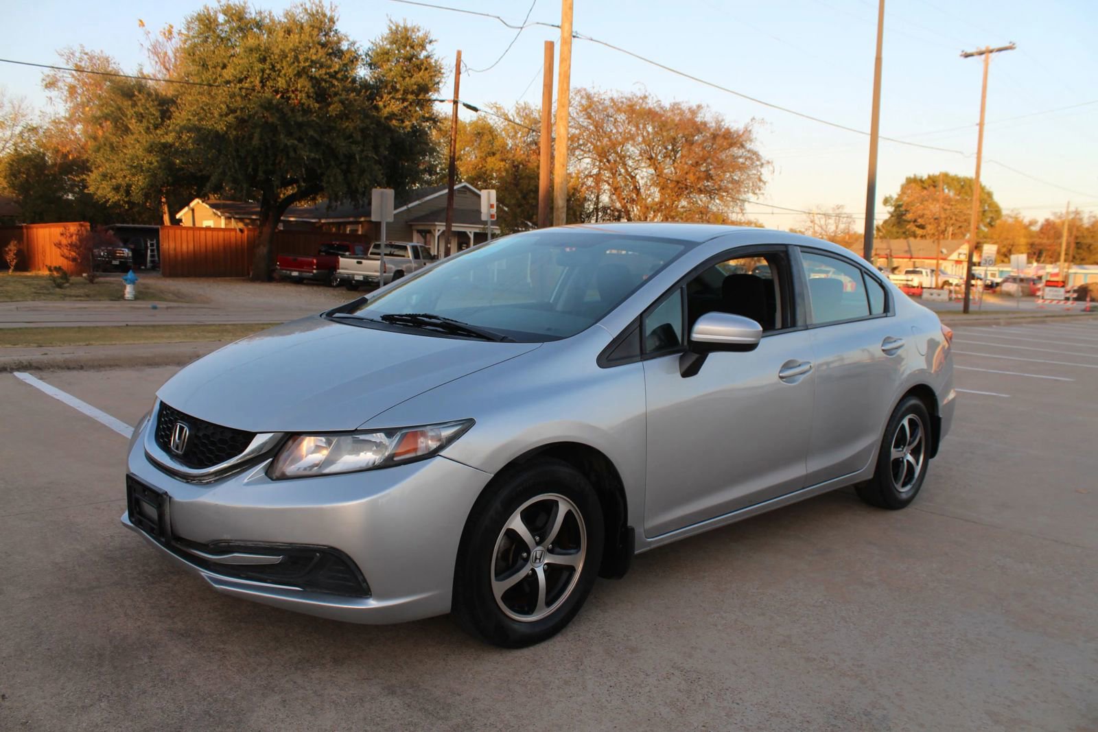 Used 2015 Honda Civic SE image 9