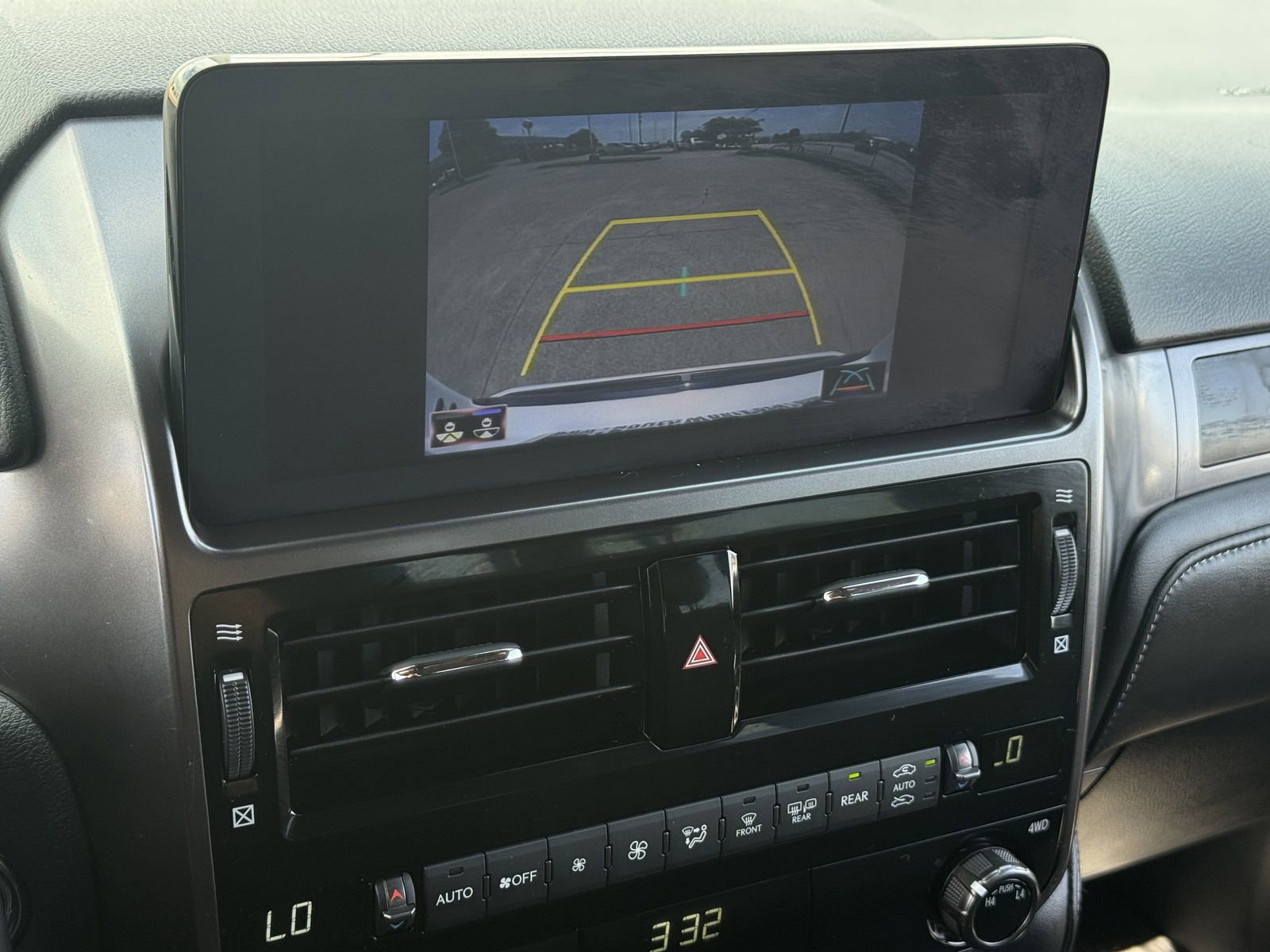 Used 2022 Lexus GX 460 w/ Black Line Special Edition AWD/4WD image 18