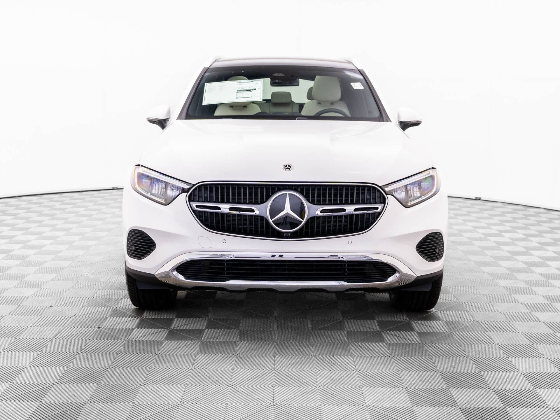 New 2026 Mercedes-Benz GLC 300 4MATIC image 9