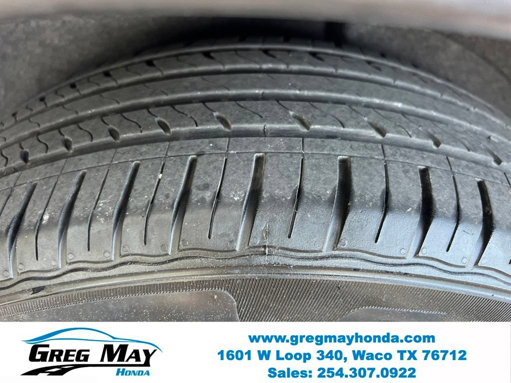 Used 2018 Nissan Rogue SL FWD image 11