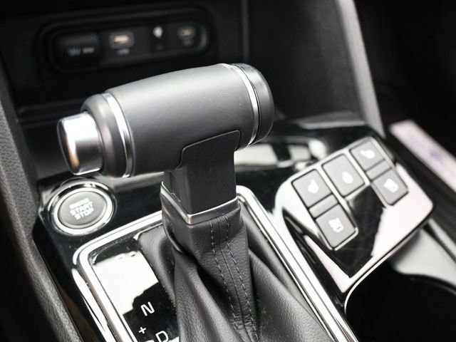 Used 2025 Kia Sportage SX image 23