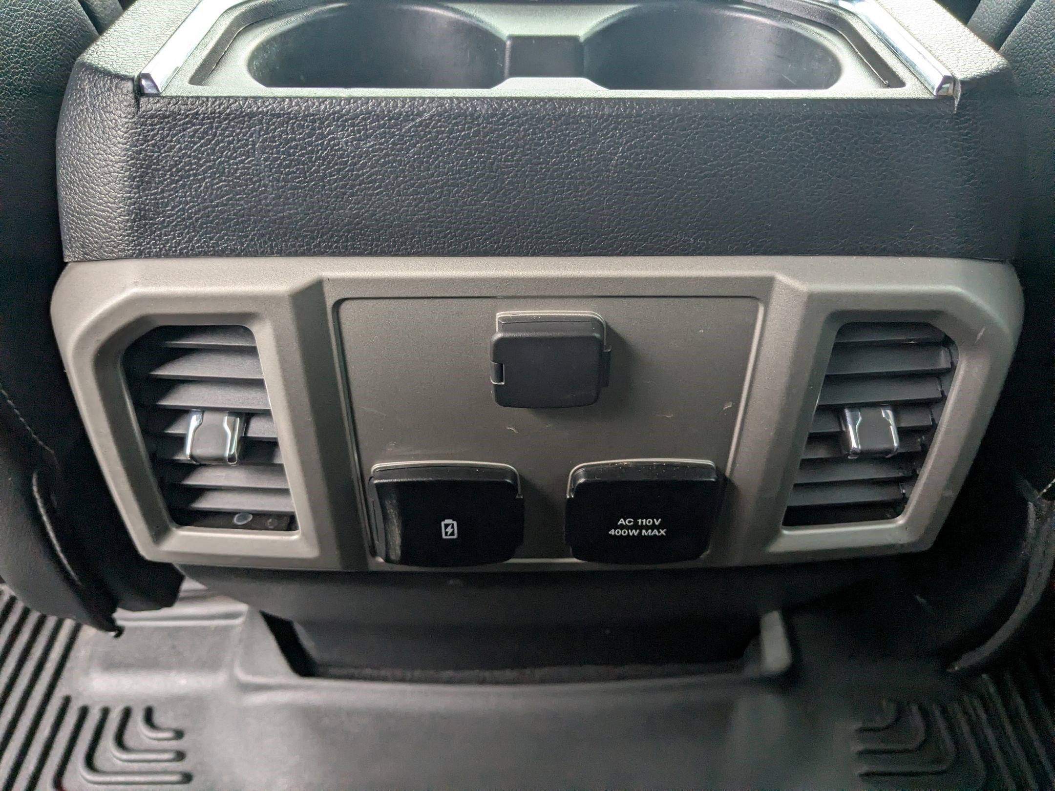 Used 2021 Ford F350 Lariat w/ Lariat Value Package image 27