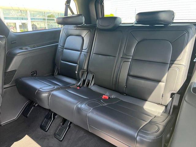 Used 2023 Lincoln Navigator L Reserve AWD/4WD image 25