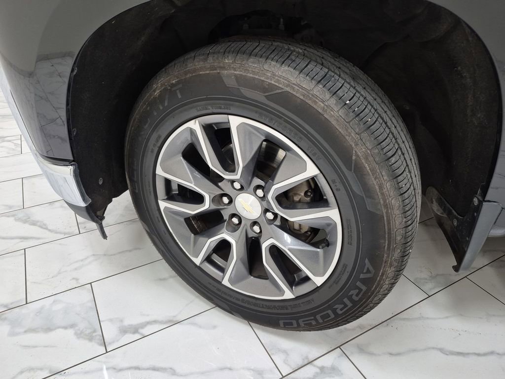 Used 2019 Chevrolet Silverado 1500 LT w/ Texas Edition image 34