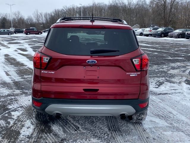 Used 2019 Ford Escape Titanium image 4