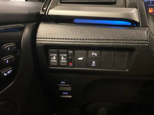 Used 2025 Honda Odyssey Touring image 18