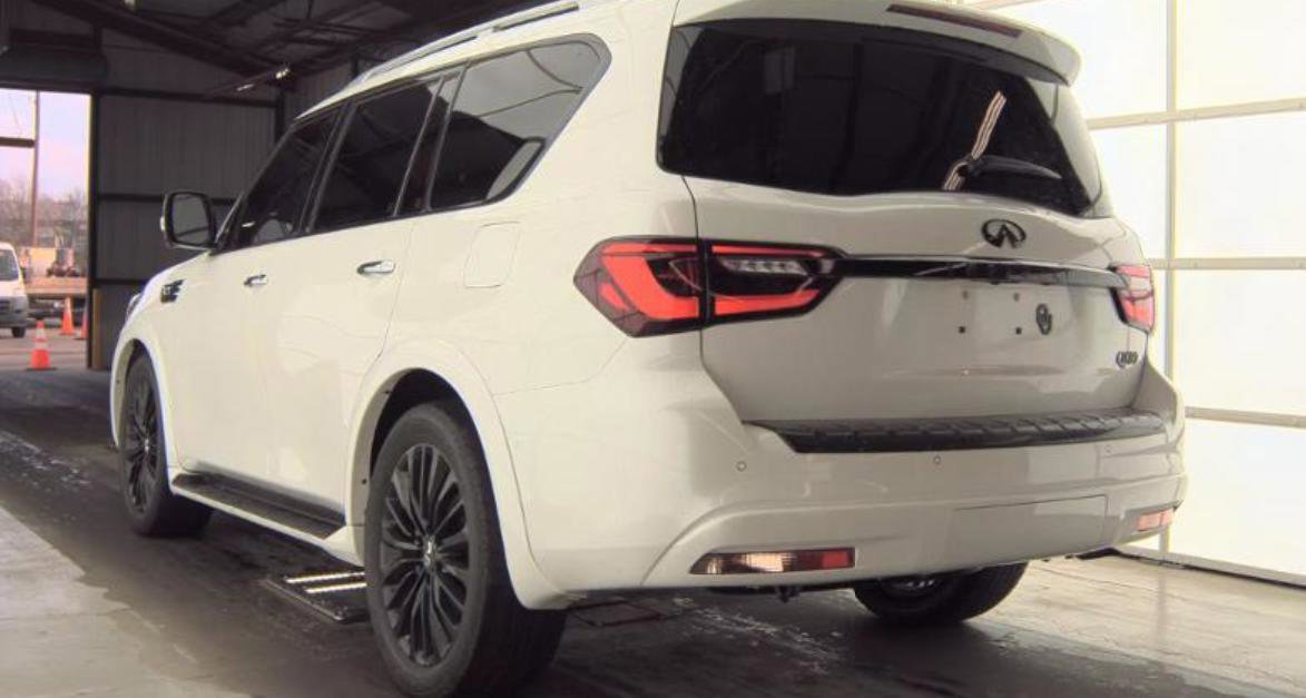 Certified 2022 INFINITI QX80 Sensory w/ Cargo Package image 8