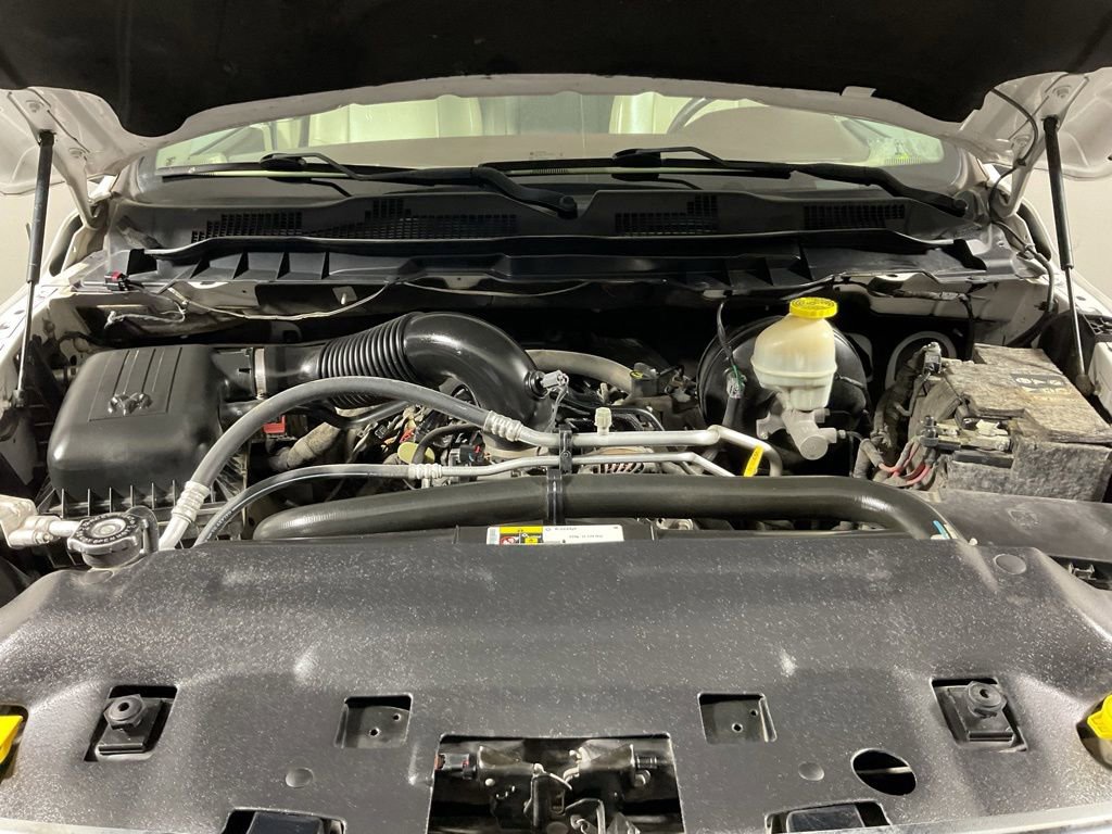 Used 2018 RAM 1500 Laramie w/ Convenience Group AWD/4WD image 42