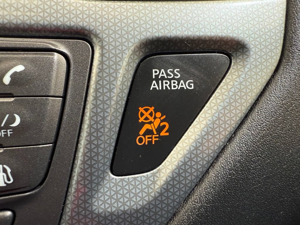 Used 2019 Nissan Pathfinder SL FWD image 54
