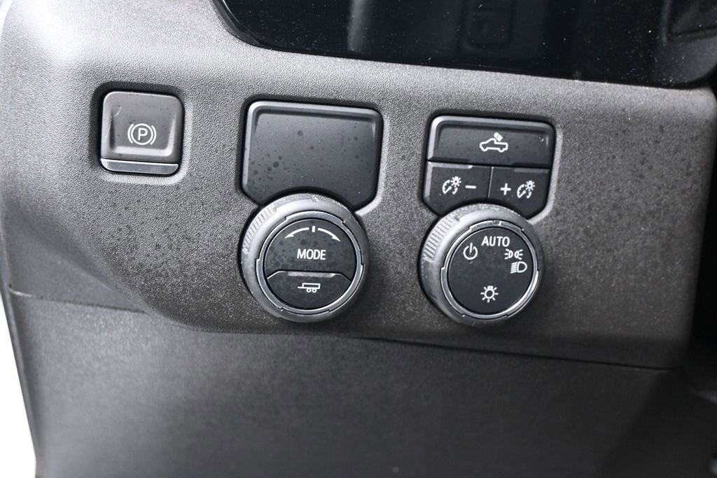 Used 2023 Chevrolet Silverado 1500 LT RWD image 17