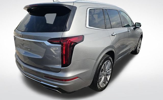 Used 2023 Cadillac XT6 Premium Luxury FWD image 2