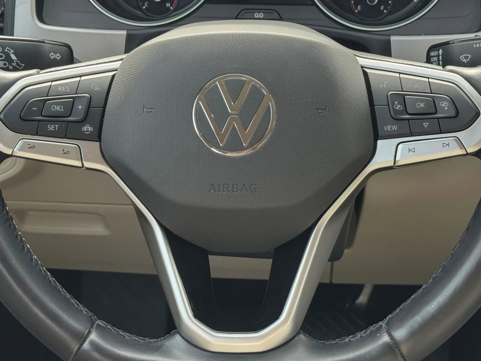 Used 2021 Volkswagen Atlas SE image 23