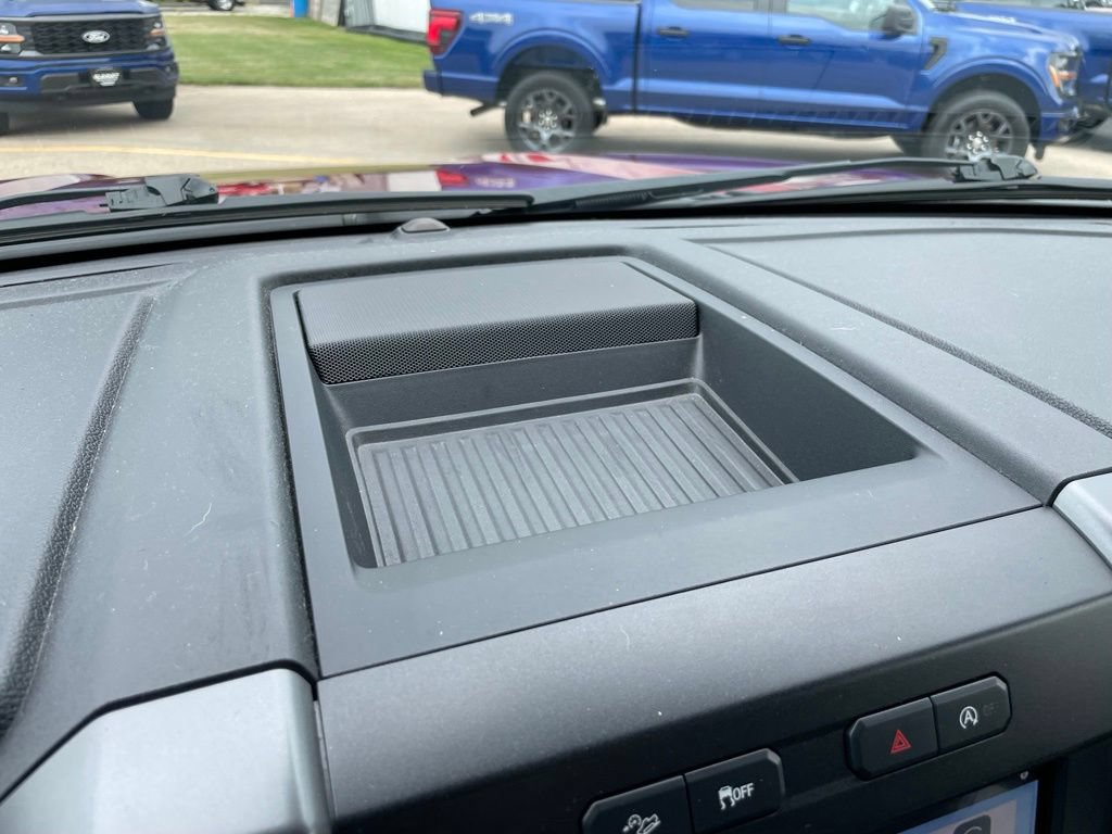Used 2019 Ford F150 XLT w/ Equipment Group 302A Luxury AWD/4WD image 41