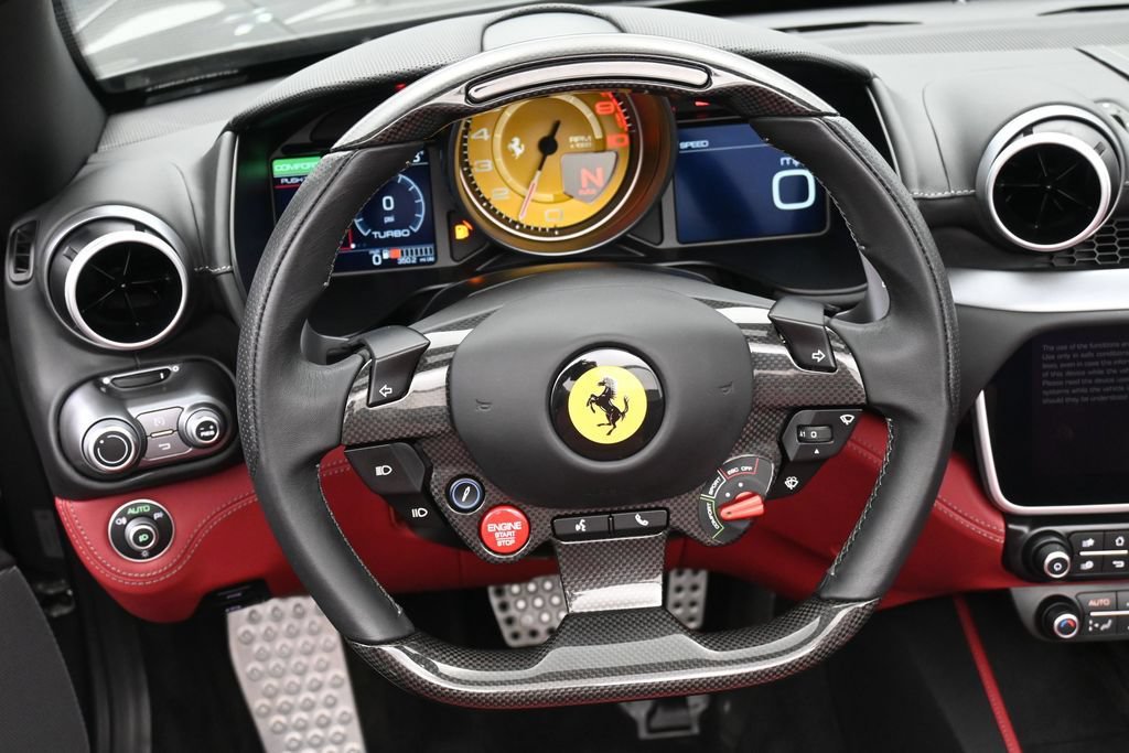 Used 2020 Ferrari Portofino RWD image 14
