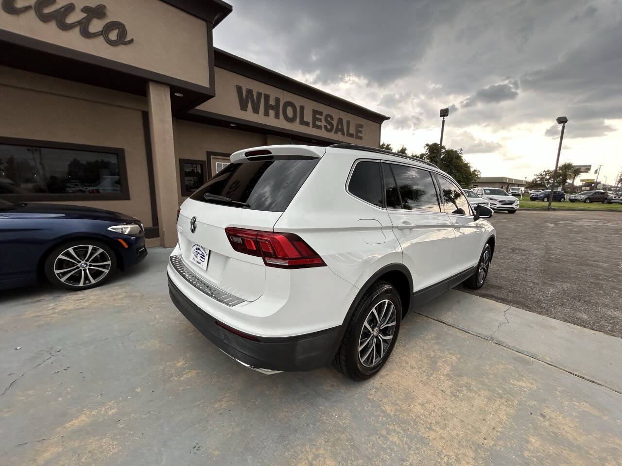 Used 2019 Volkswagen Tiguan SE FWD image 8