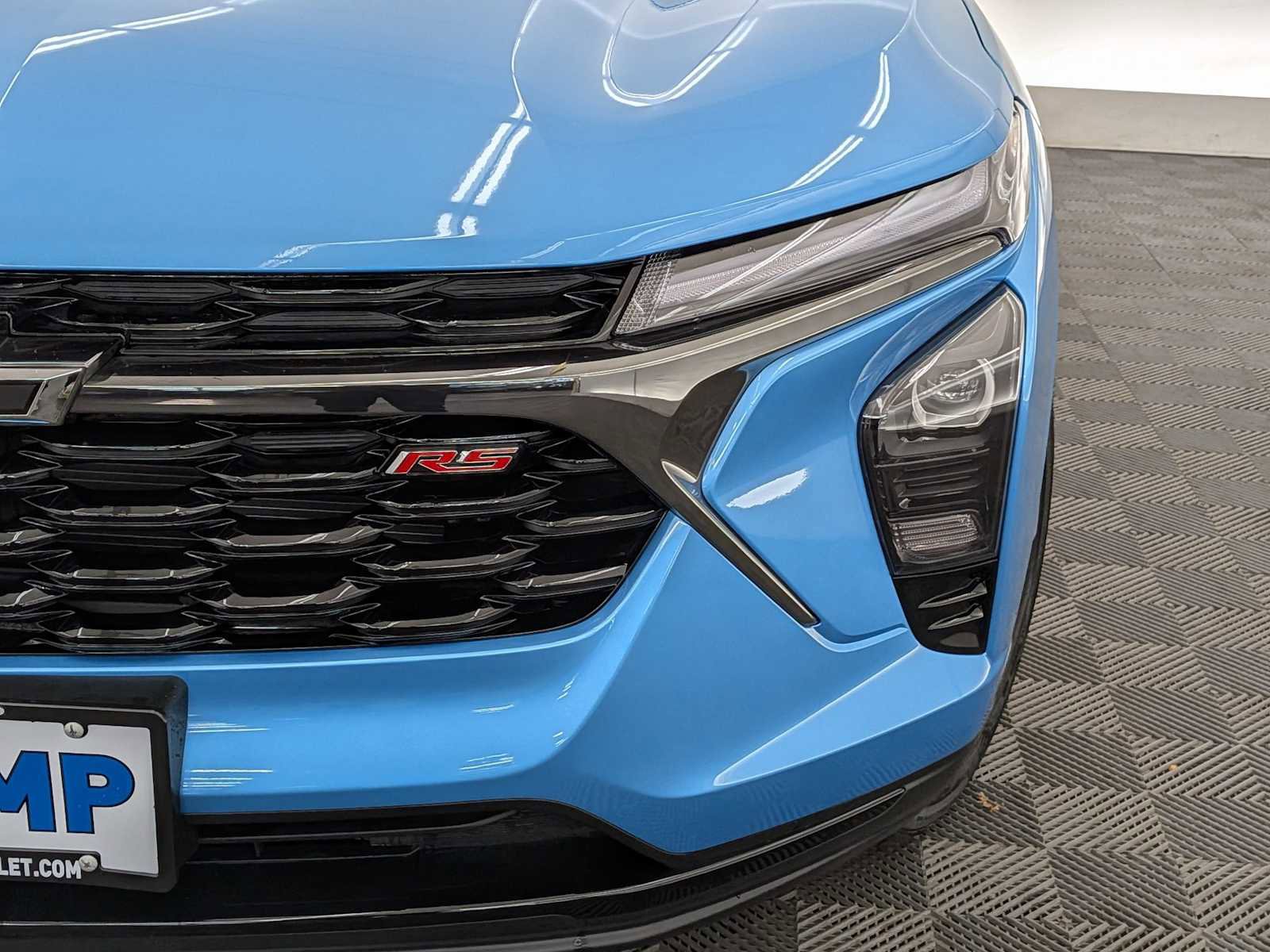 New 2025 Chevrolet Trax RS w/ Sunroof Package image 10