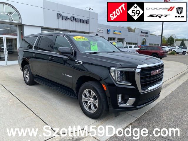 Used 2024 GMC Yukon XL SLE AWD/4WD image 1