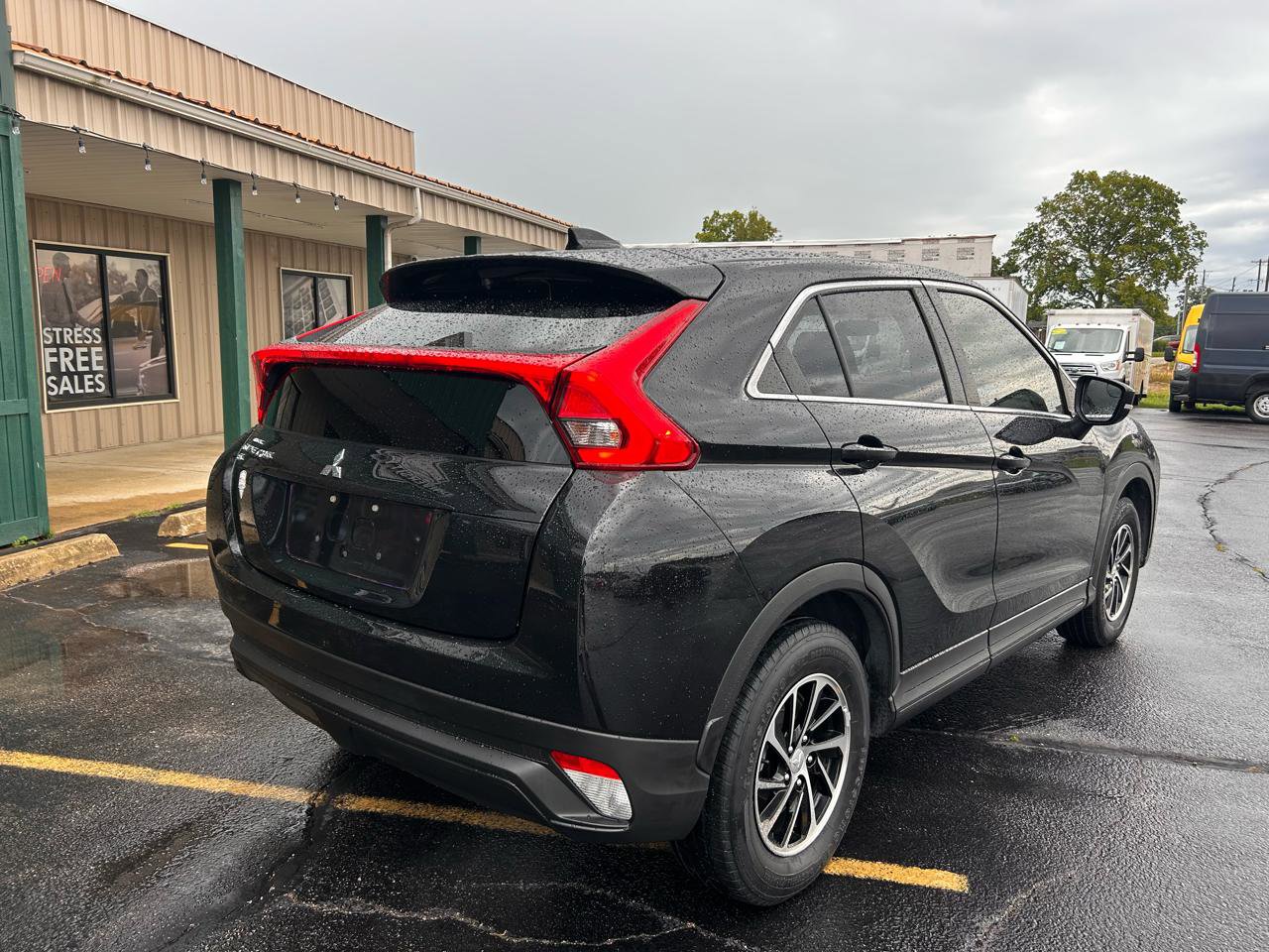 Used 2020 Mitsubishi Eclipse Cross ES FWD image 3