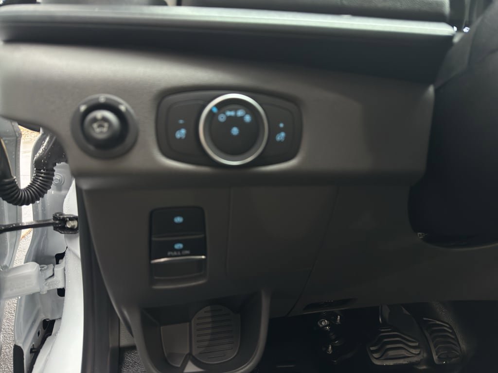 New 2025 Ford Transit 250 Low Roof AWD image 17