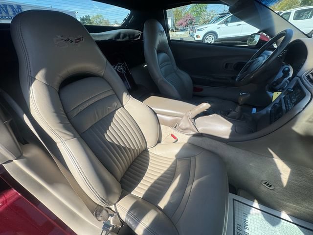 Used 2003 Chevrolet Corvette Convertible w/ Preferred Equipment Group1 RWD image 18
