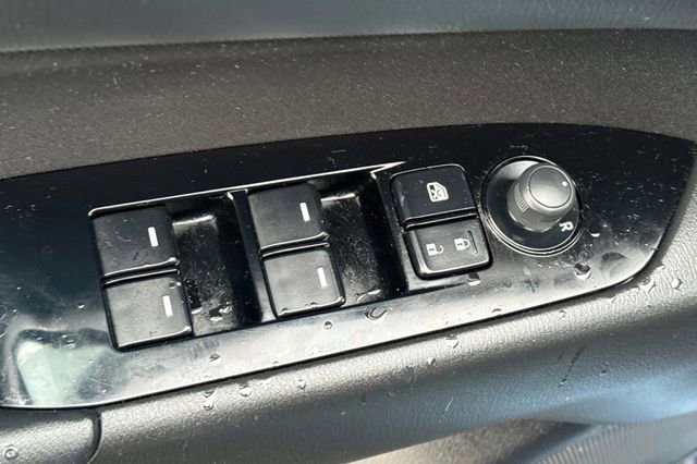 Used 2019 MAZDA CX-5 Sport image 12