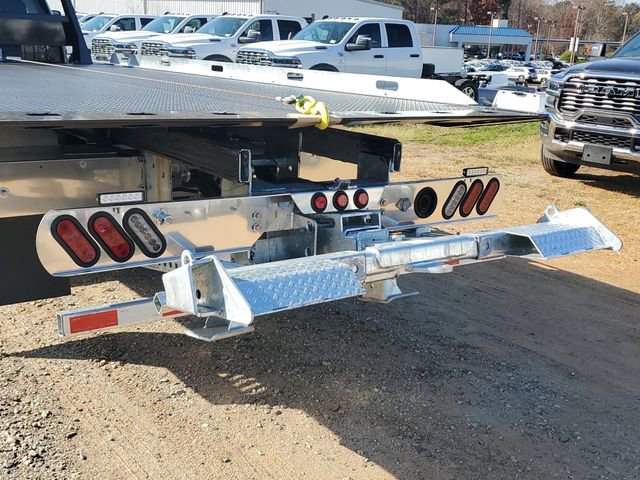 New 2026 RAM 5500 Tradesman image 8