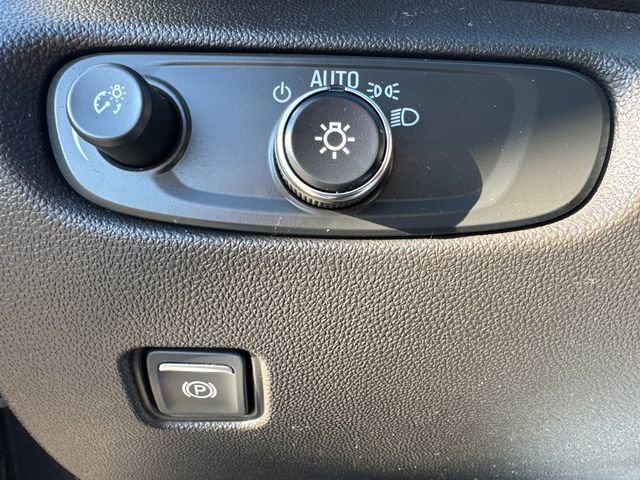 Used 2022 Chevrolet Blazer LT image 28