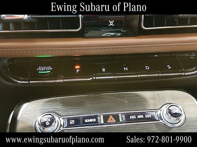 Used 2022 Lincoln Nautilus Reserve w/ Luxury Package AWD/4WD image 17