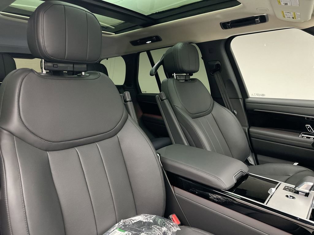 New 2026 Land Rover Range Rover SE AWD/4WD image 14