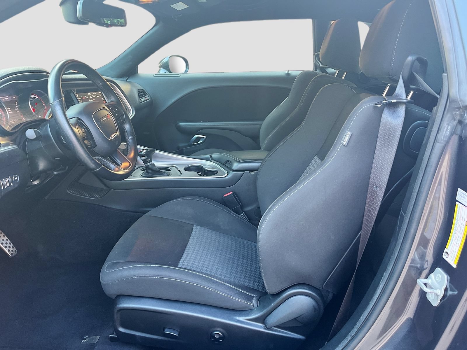 Used 2022 Dodge Challenger R/T Scat Pack RWD image 21