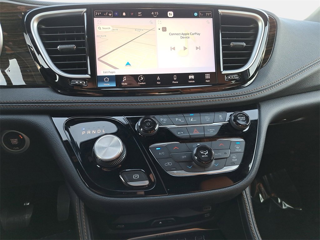 Used 2022 Chrysler Pacifica Pinnacle image 23