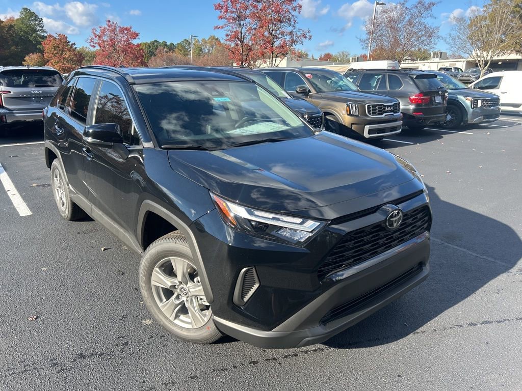 New 2025 Toyota RAV4 XLE