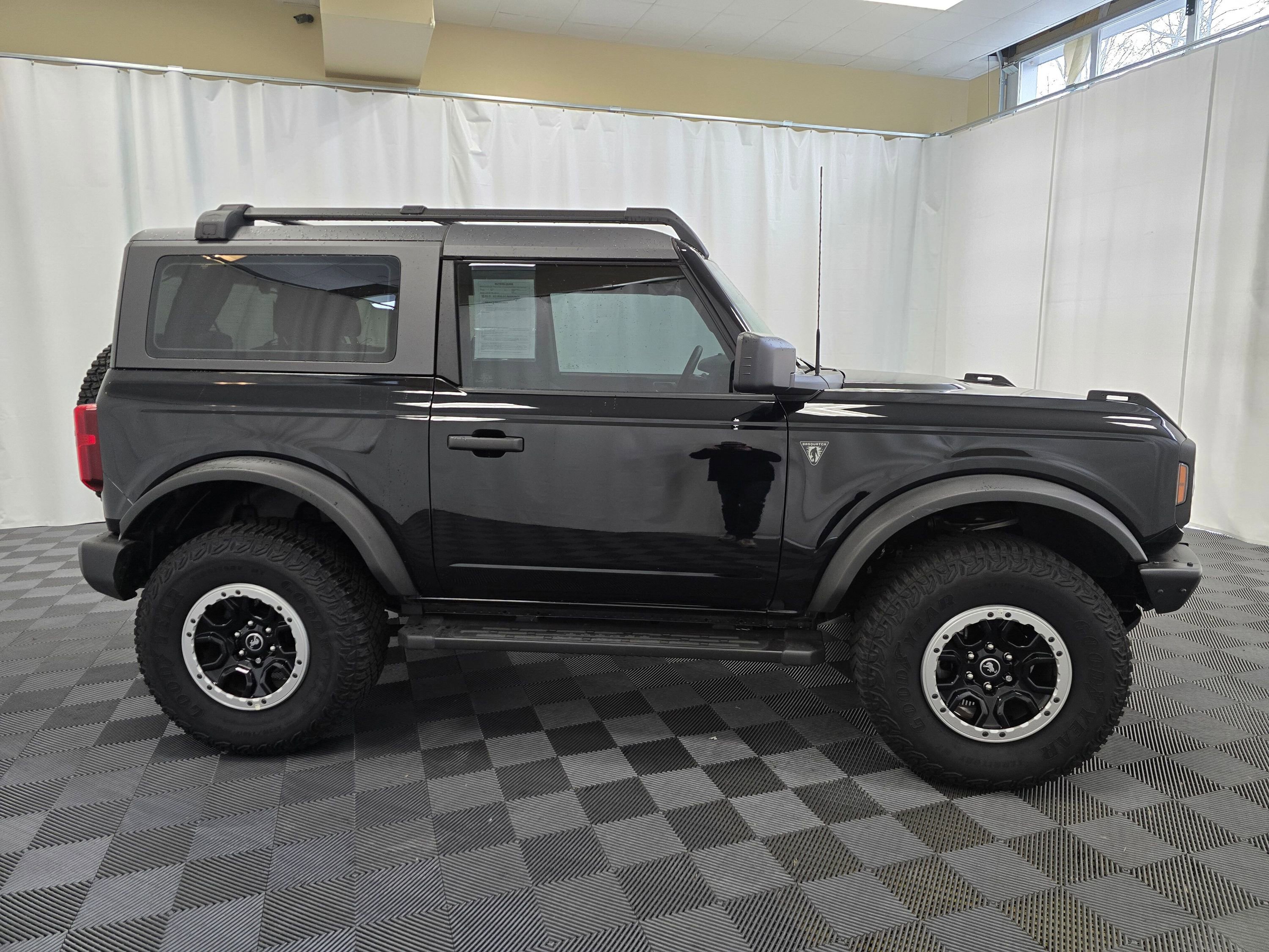 Used 2022 Ford Bronco Base image 7