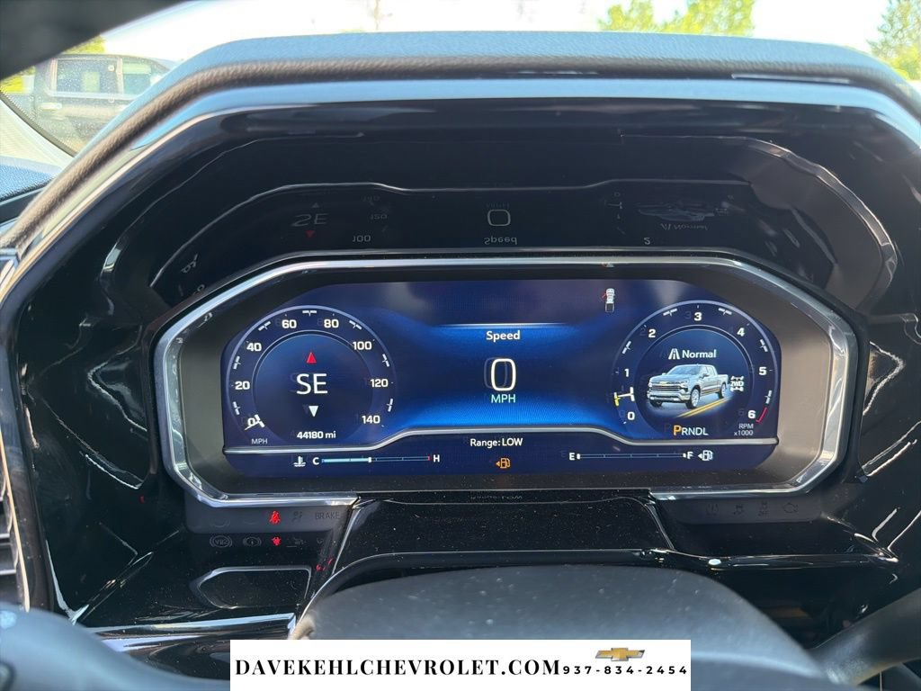 Used 2023 Chevrolet Silverado 1500 LT AWD/4WD image 38