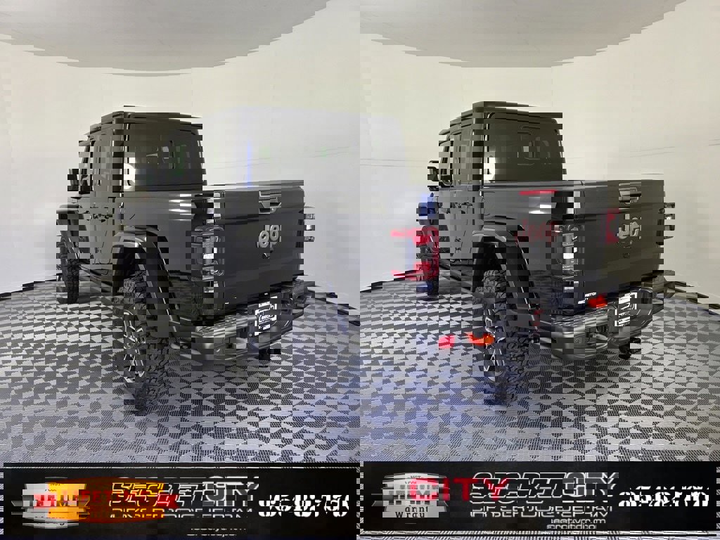 New 2025 Jeep Gladiator Mojave image 5