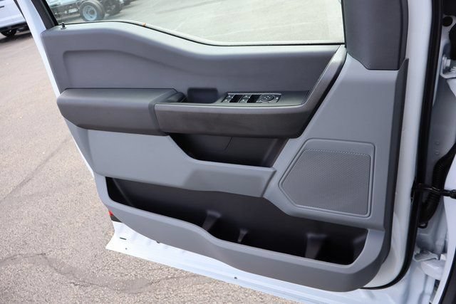 New 2026 Ford F550 4x4 Supercab Super Duty image 18