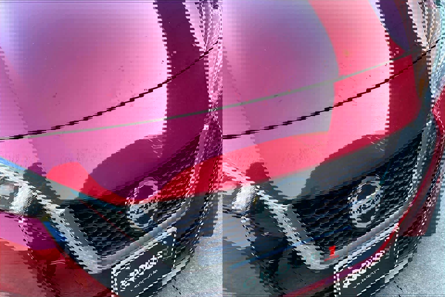 Used 2022 Nissan Versa SR w/ Trunk Package image 28