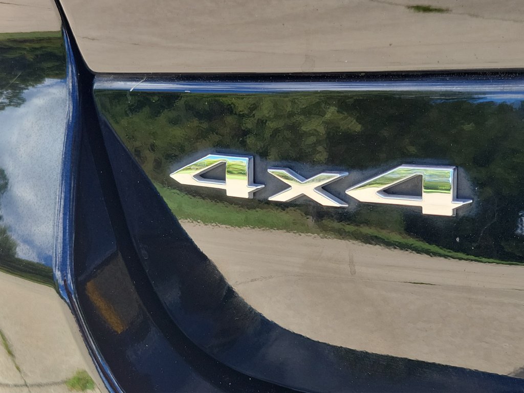 Used 2023 Jeep Grand Cherokee Laredo X AWD/4WD image 7