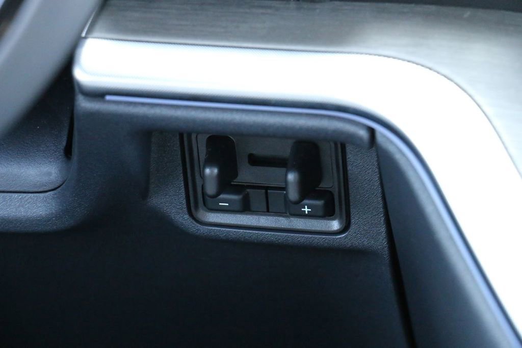 New 2025 Ford Expedition Platinum w/ Driver's Package image 30