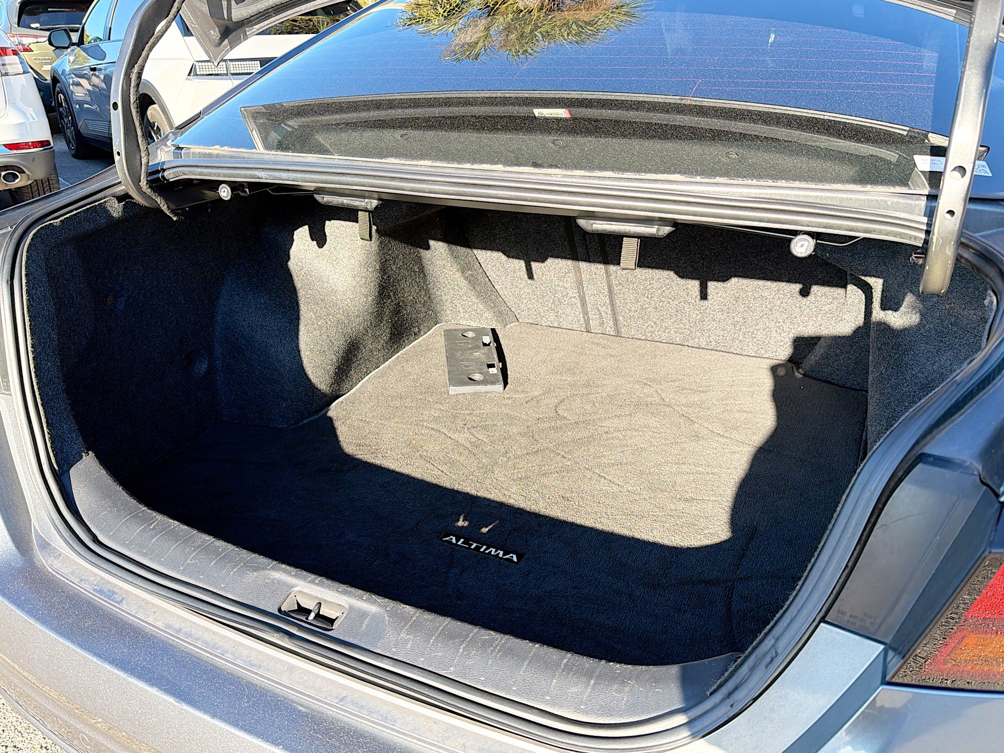 Used 2020 Nissan Altima 2.5 SR image 12