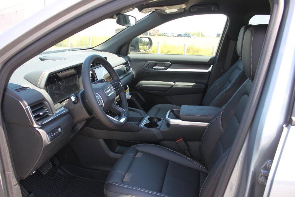 New 2026 GMC Terrain Elevation w/ Elevation Premium Package image 5