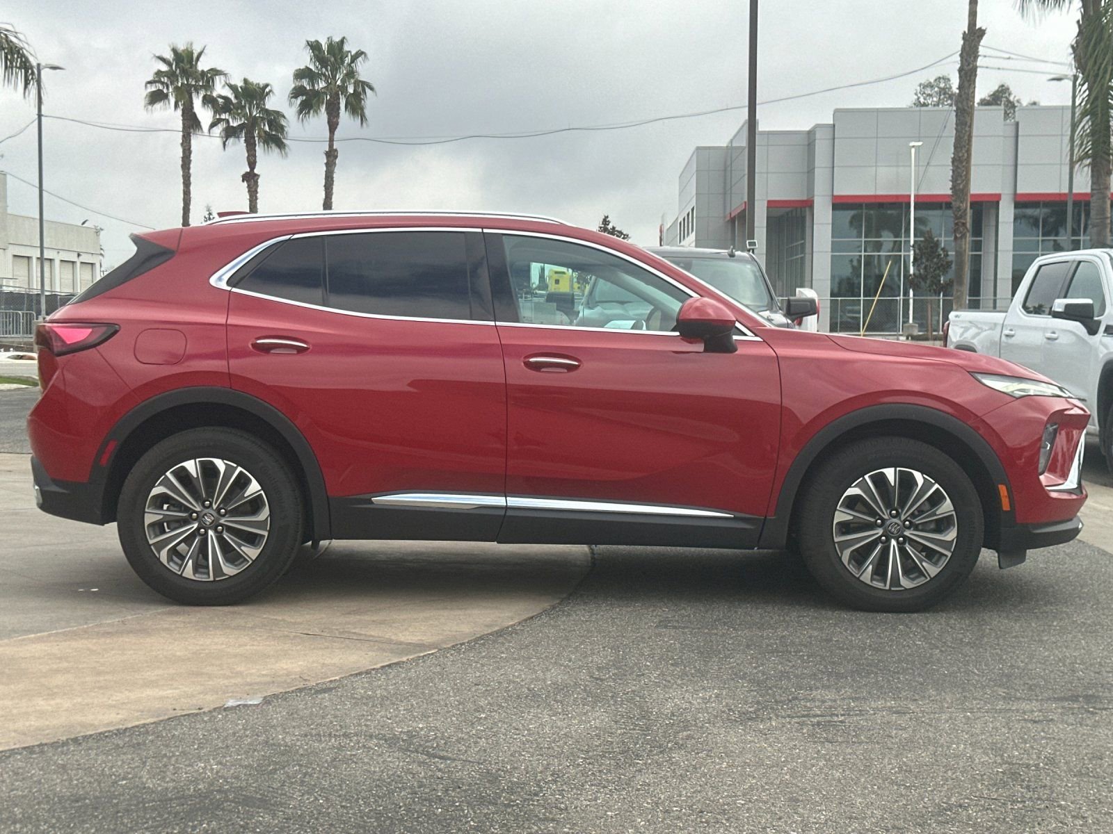 New 2025 Buick Envision Preferred image 3