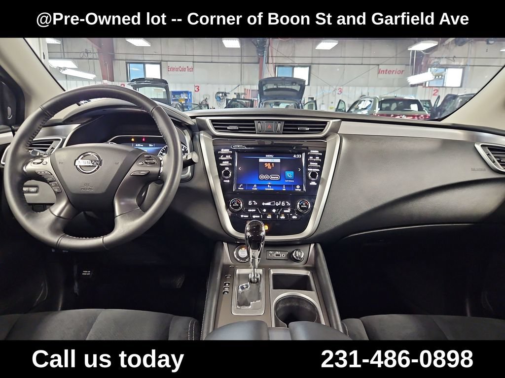 Used 2021 Nissan Murano SV AWD/4WD image 18