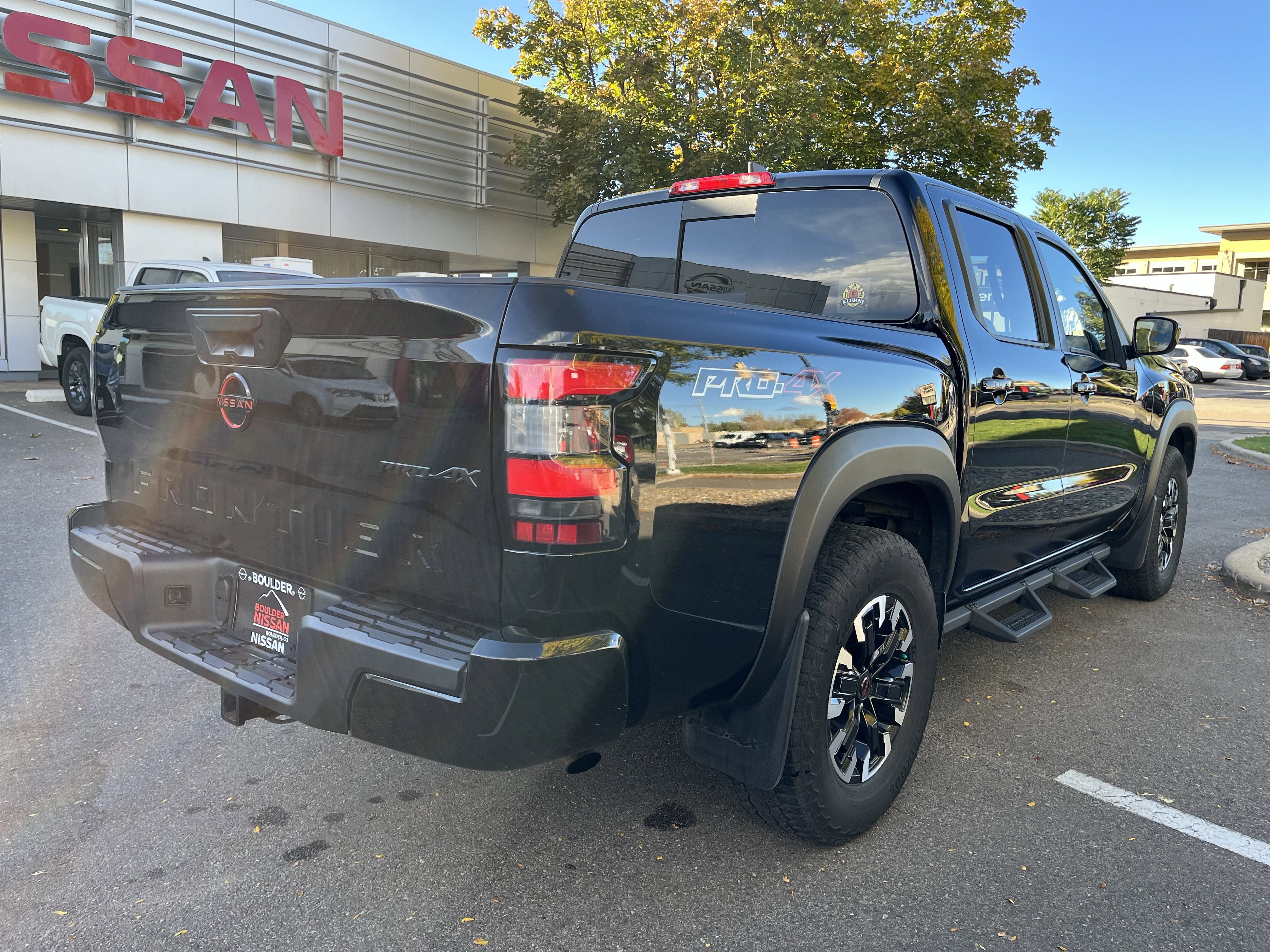 Certified 2024 Nissan Frontier PRO-4X w/ Off-Road Protection Package image 9