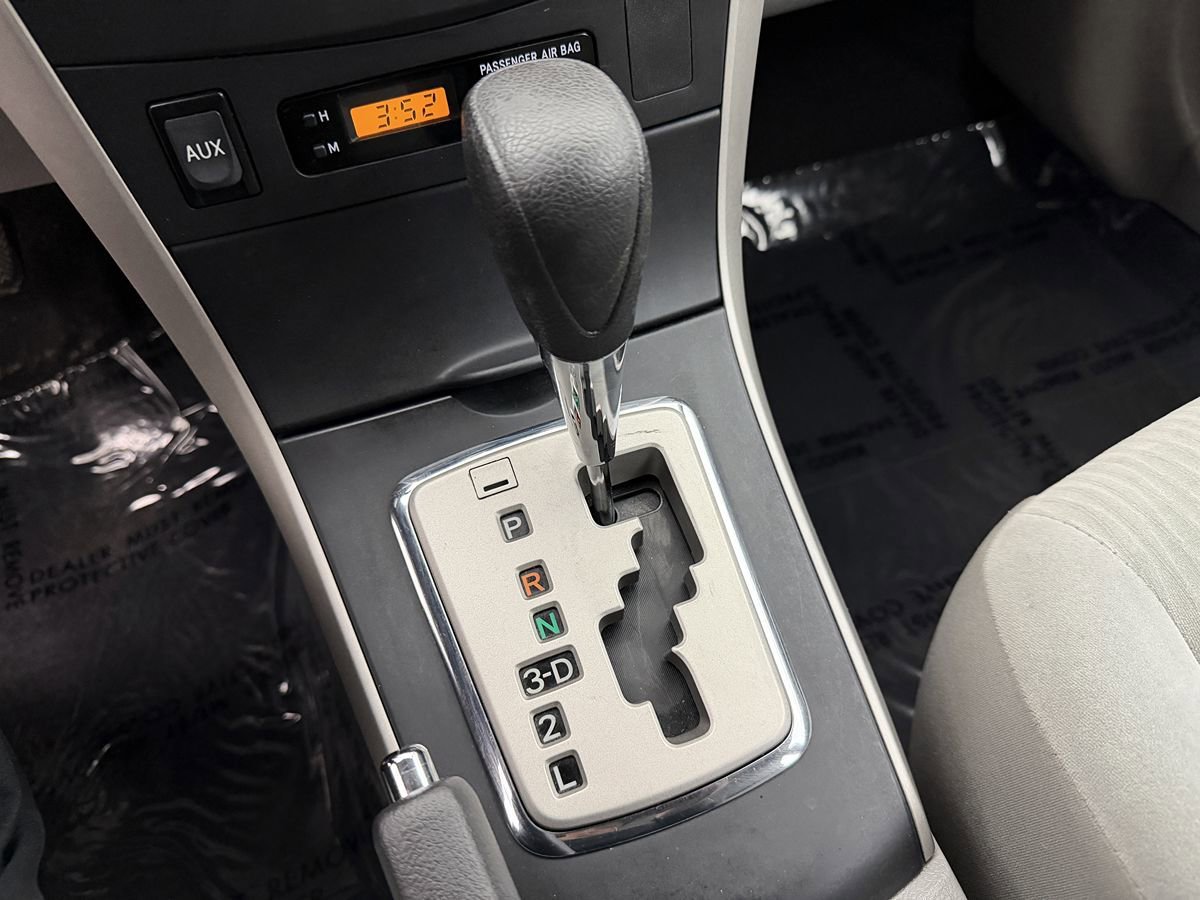 Used 2010 Toyota Corolla LE FWD image 16
