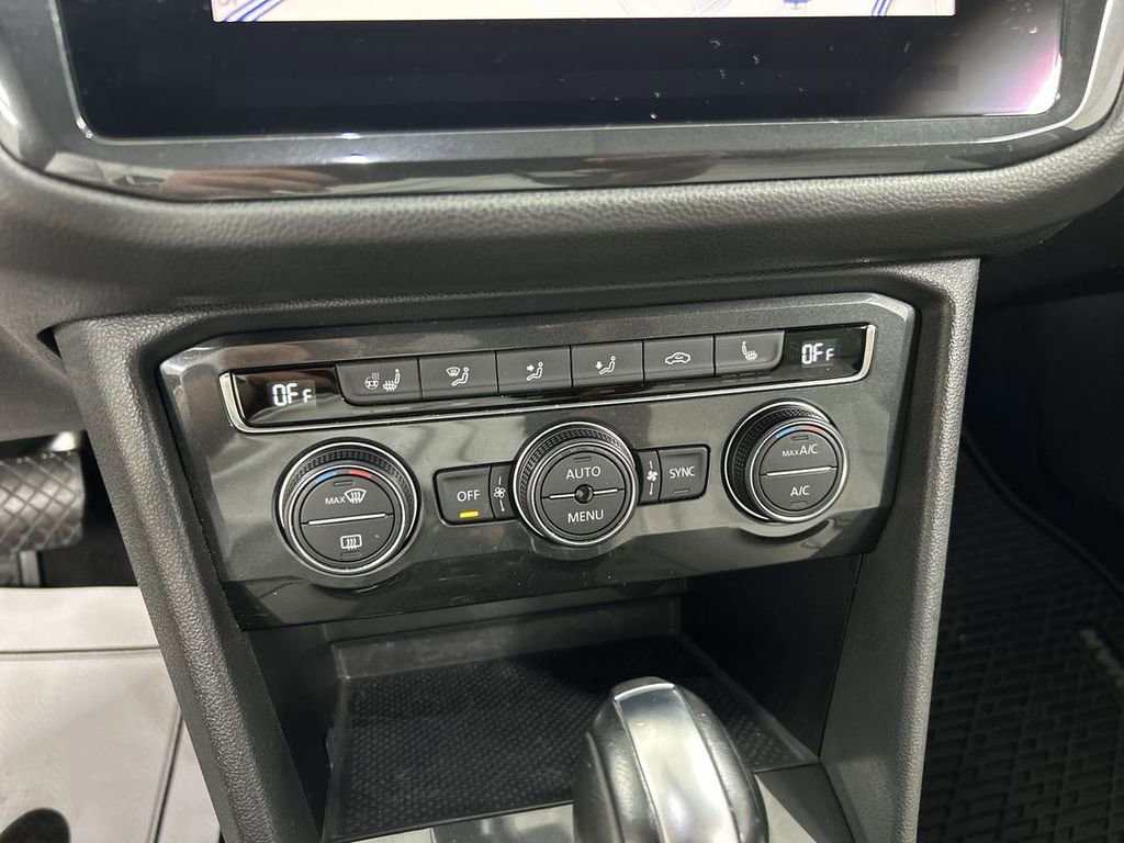 Used 2019 Volkswagen Tiguan SEL Premium AWD/4WD image 17