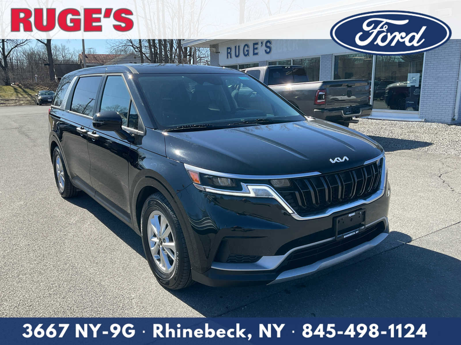 Used 2022 Kia Carnival LX image 1