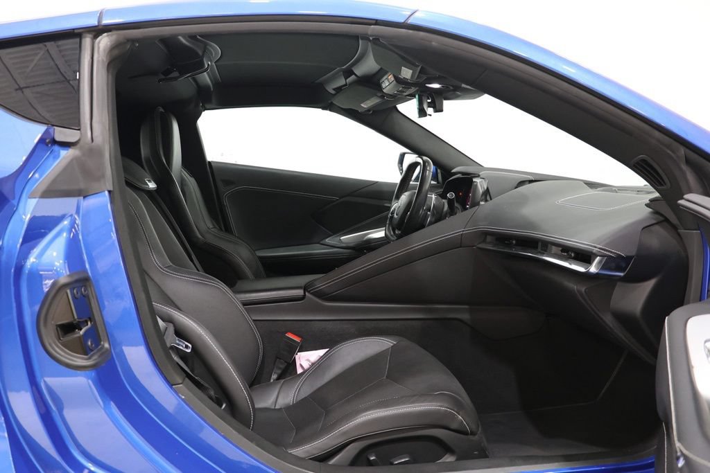 Used 2020 Chevrolet Corvette Stingray Coupe RWD image 31
