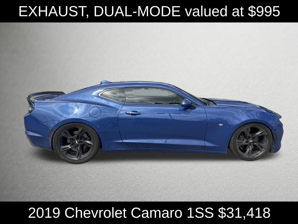 Used 2019 Chevrolet Camaro SS RWD image 2