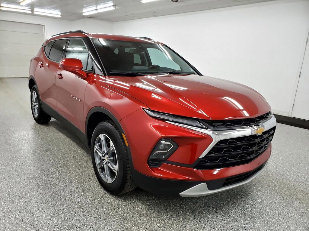 Used 2023 Chevrolet Blazer LT w/ Convenience Package image 3